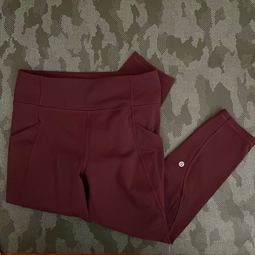 Lululemon Cropped Leggings